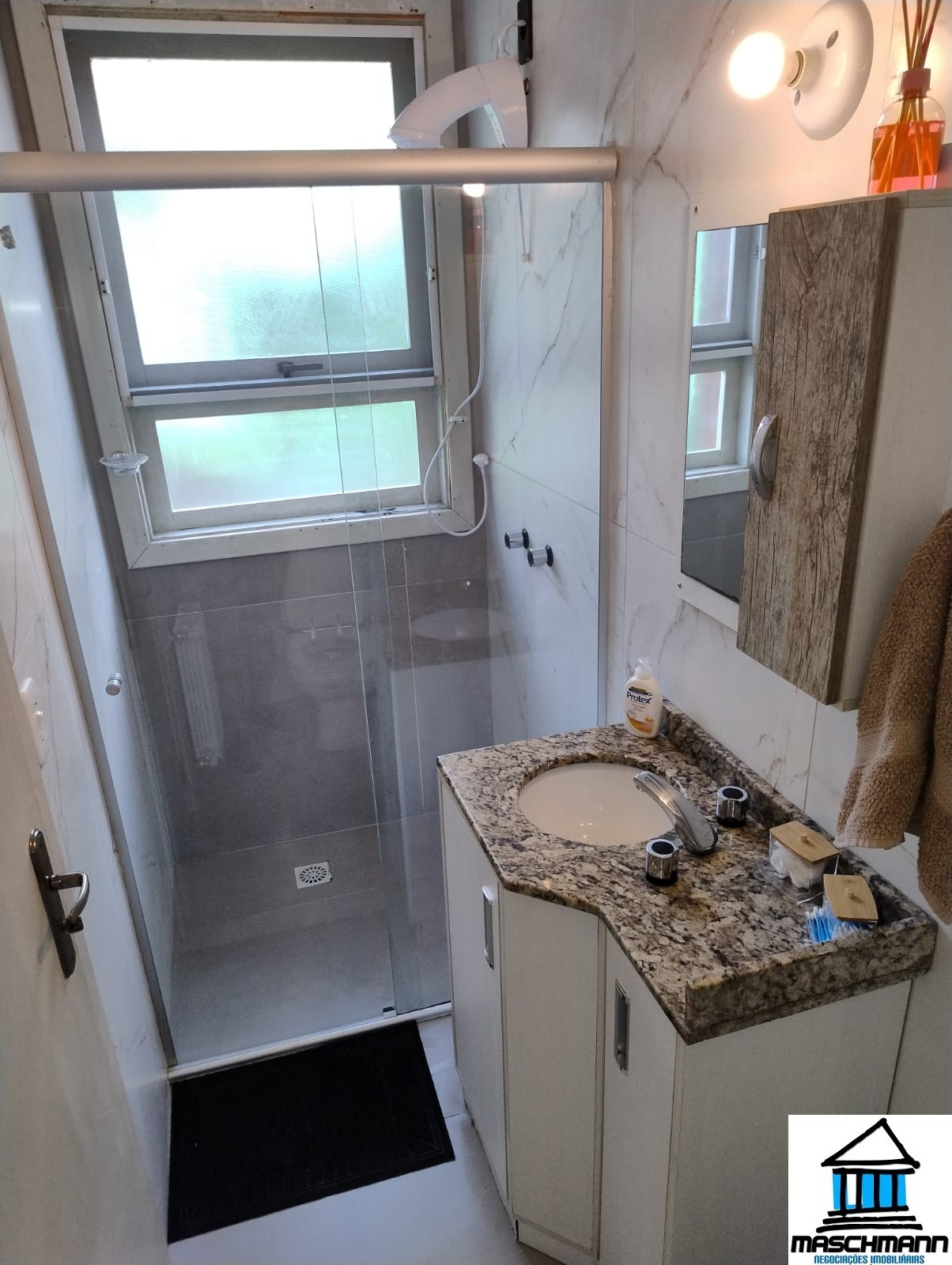 Apartamento mobiliado de 1 quarto no Bairro Bavária Gramado