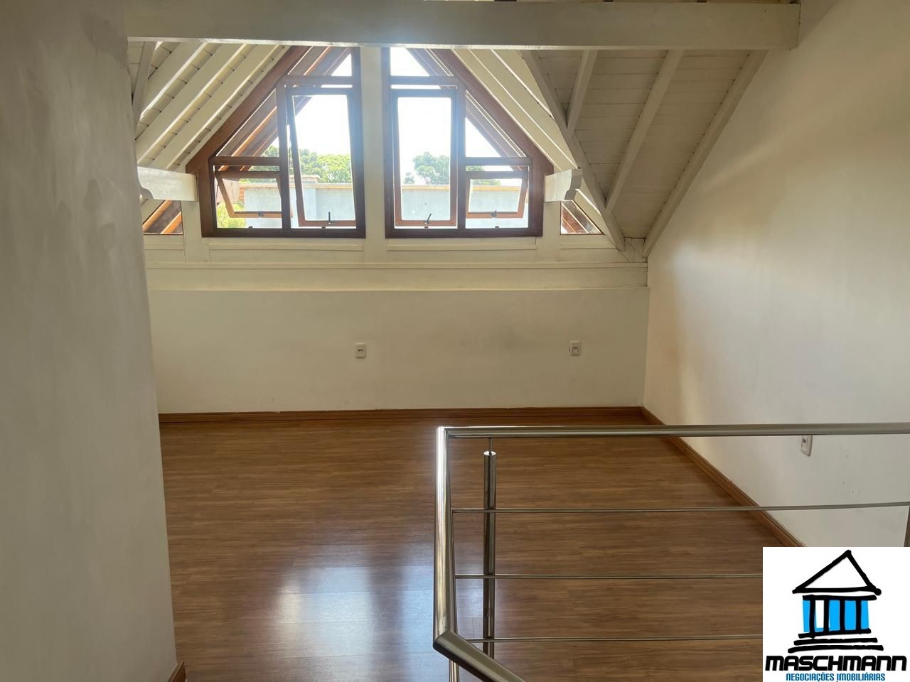 Oportunidade Rara no Centro de Canela — Casa 3 quartos, 127 m² por R$ 559 Mil