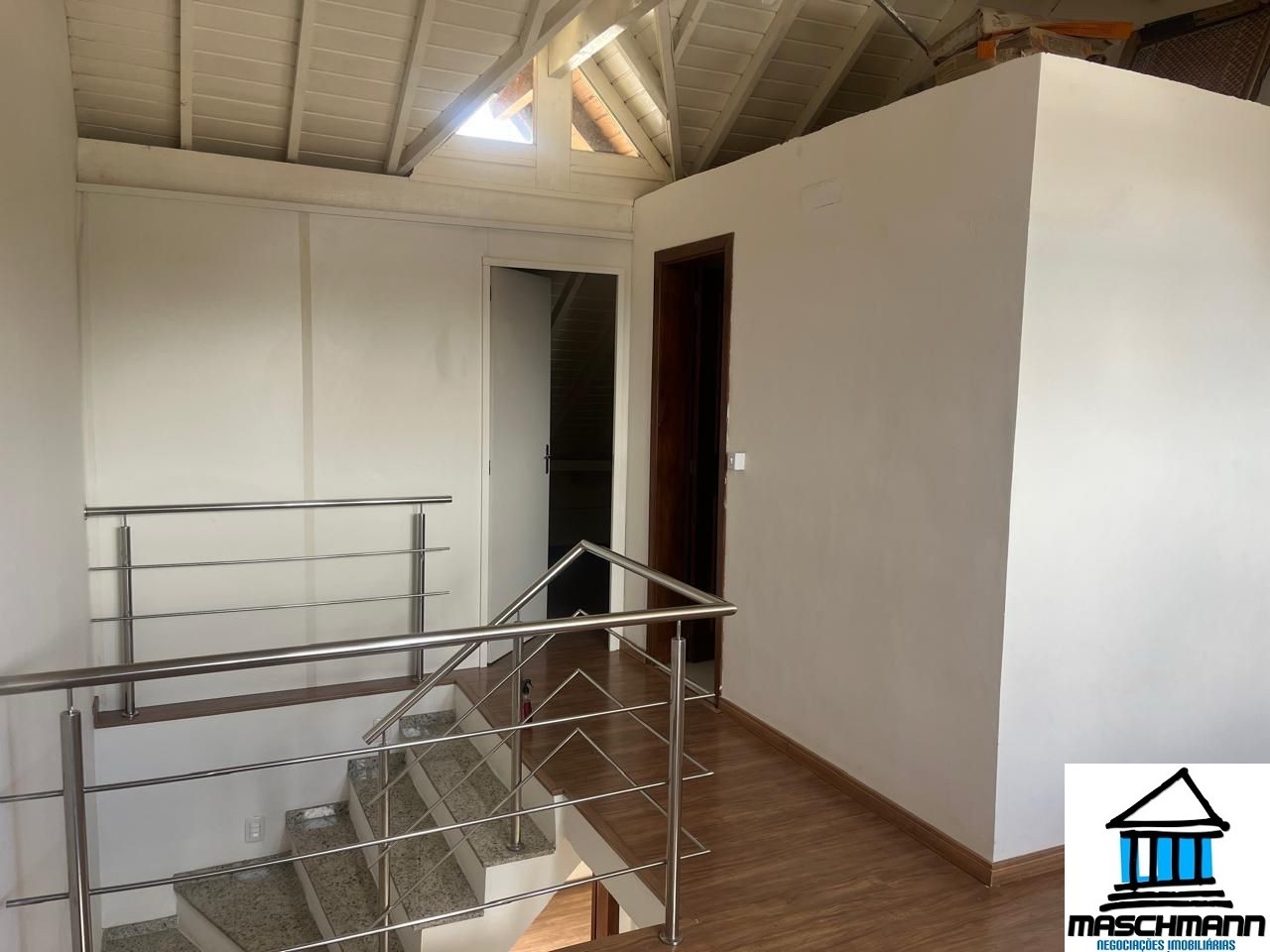 Oportunidade Rara no Centro de Canela — Casa 3 quartos, 127 m² por R$ 559 Mil