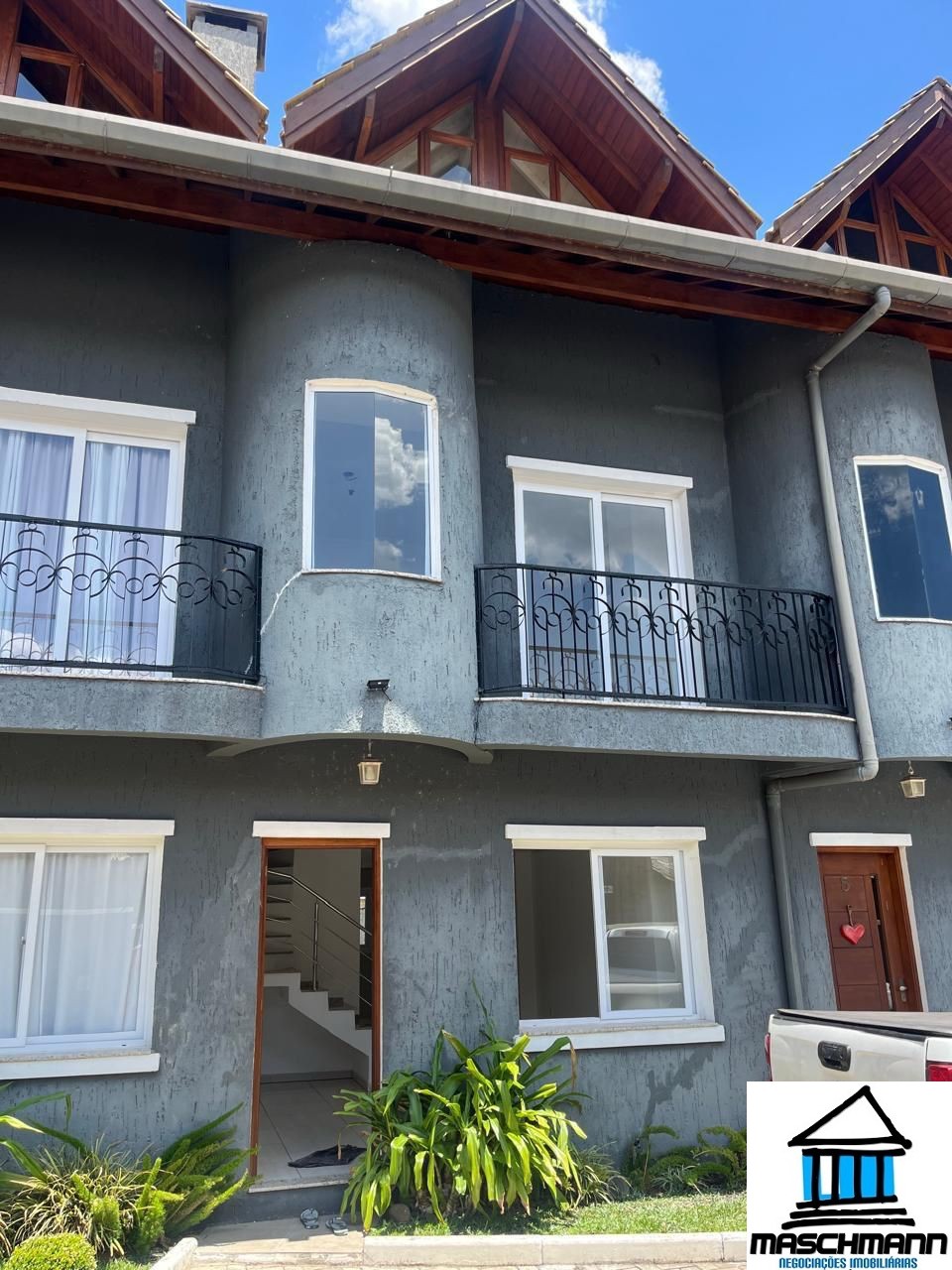 Oportunidade Rara no Centro de Canela — Casa 3 quartos, 127 m² por R$ 559 Mil