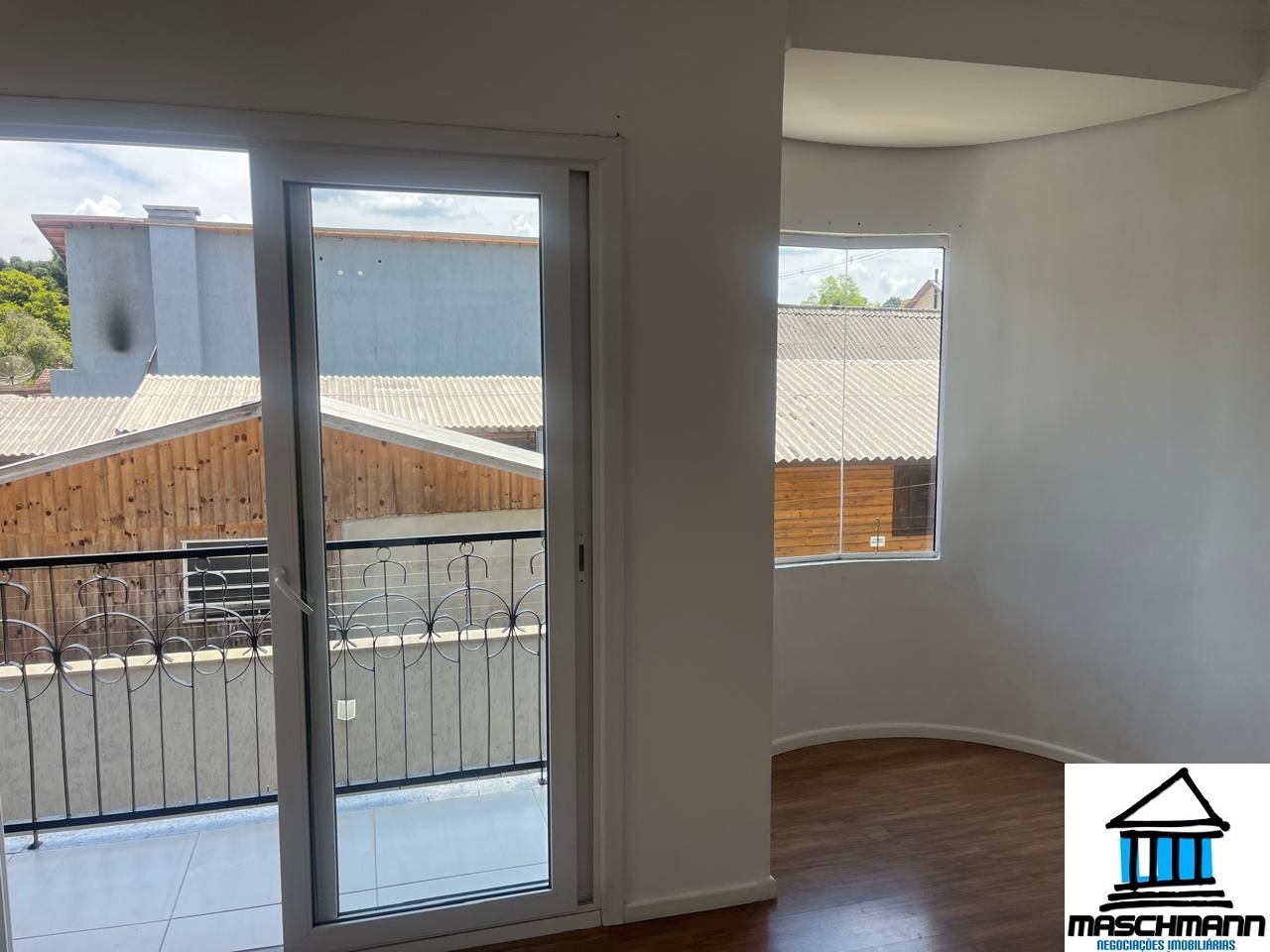 Oportunidade Rara no Centro de Canela — Casa 3 quartos, 127 m² por R$ 559 Mil