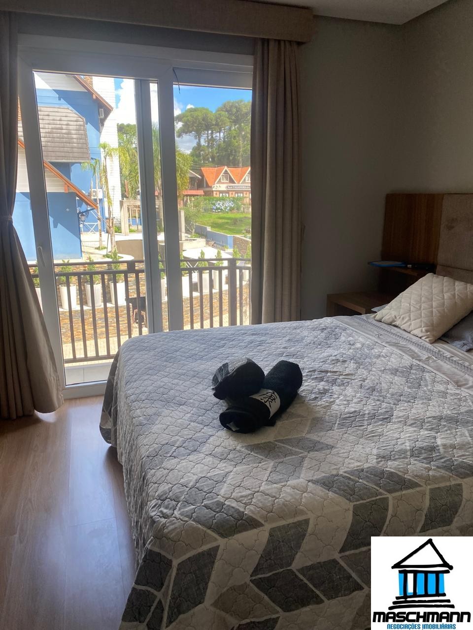 Casa de 4 suítes à venda Vila Suzana- Canela