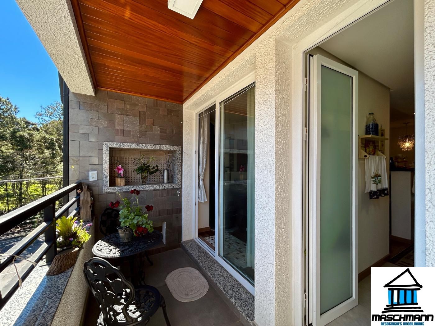 Apartamento mobiliado de 2 auartos, suíte na vila suíza, Caneal-RS.