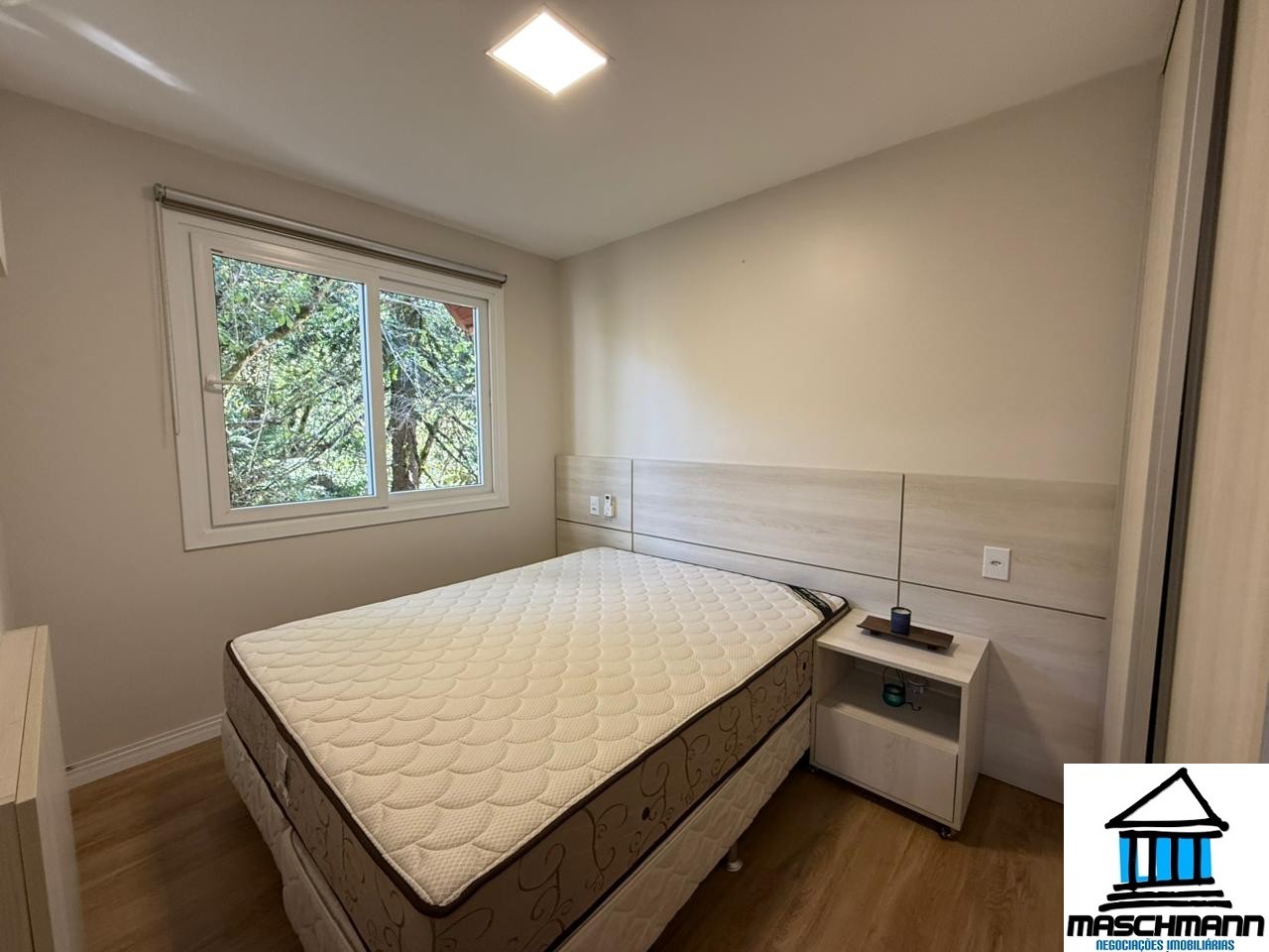 Casa 3 suítes para Venda no bairro Suzana em Canela