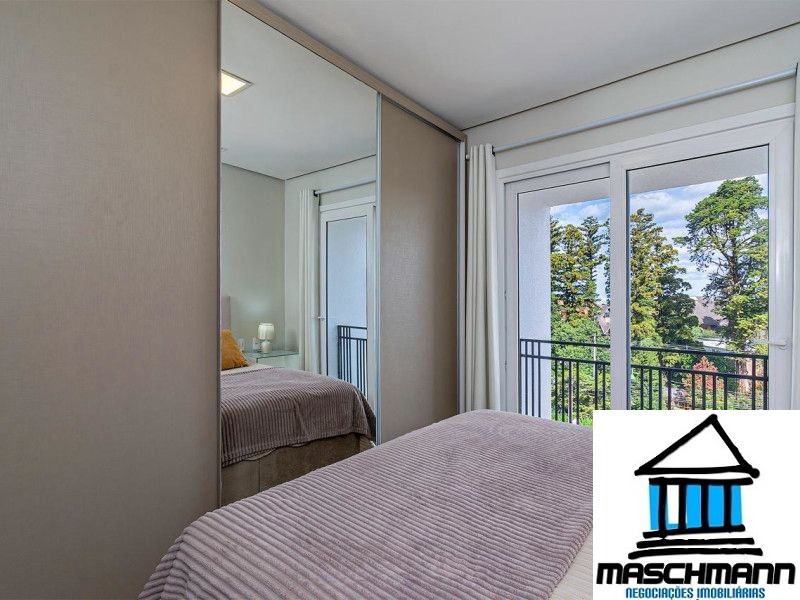 Apartamento mobiliado a 400 metros de rua coberta de Gramado