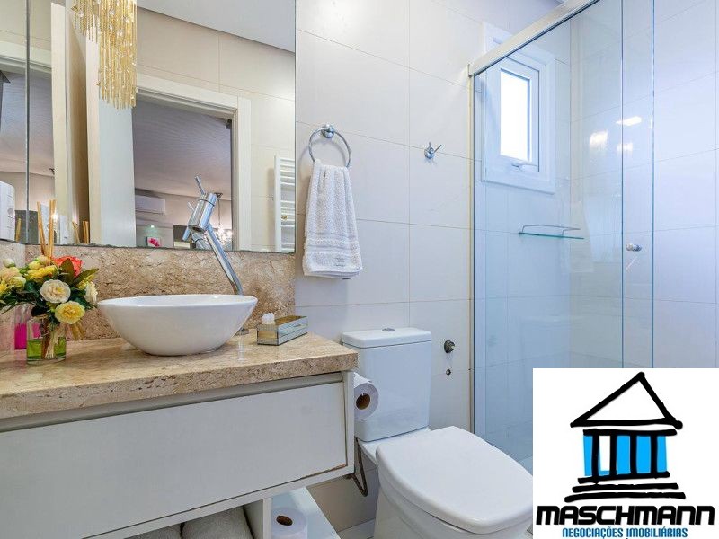 Apartamento mobiliado a 400 metros de rua coberta de Gramado