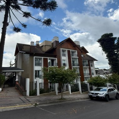 Apartamento mobiliado a 400 metros de rua coberta de Gramado