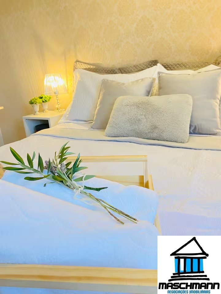 Apartamento mobiliado com condição facilitada de pagamento em 98x em Gramado